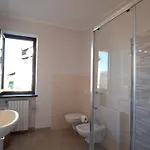 Isa Apartment Castelletto sopra Ticino