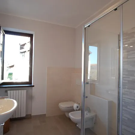 Isa アパート カステッレット・ソプラ・ティチーノ