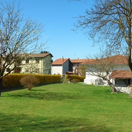 アパート Isa カステッレット・ソプラ・ティチーノ